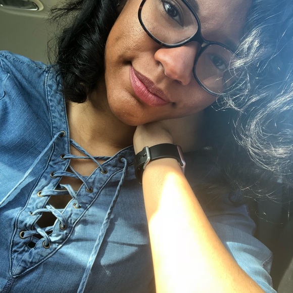 Meet your Posher, Kristen - Picture 7 of 7